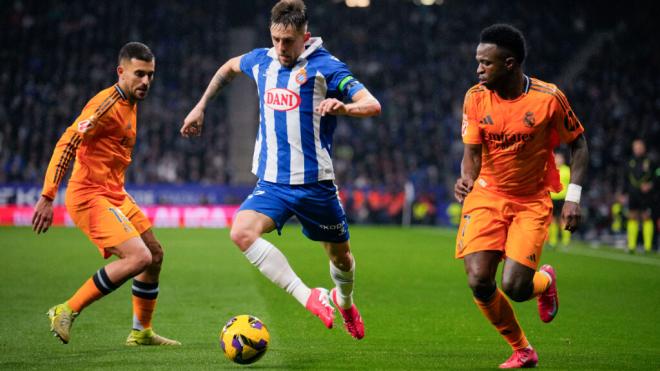 Dani Ceballos y Vinicius Jr en el partido ante el Espanyol (Foto: EFE)