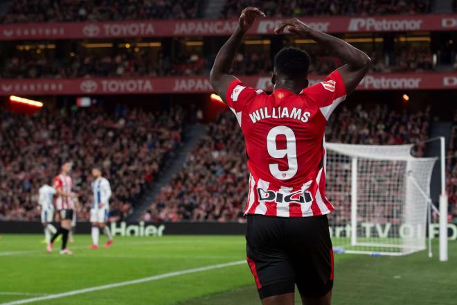 Gesto de garra de Iñaki Williams en San Mamés (Foto: Athletic Club).