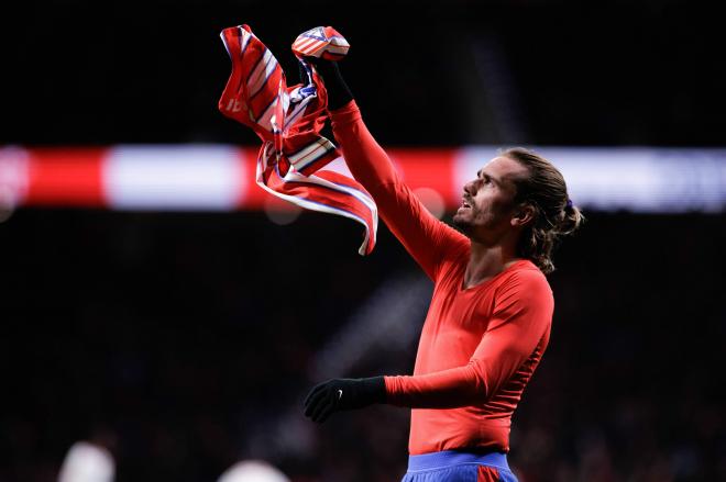 Antoine Griezmann celebra un gol con el Atlético de Madrid (Cordon Press)