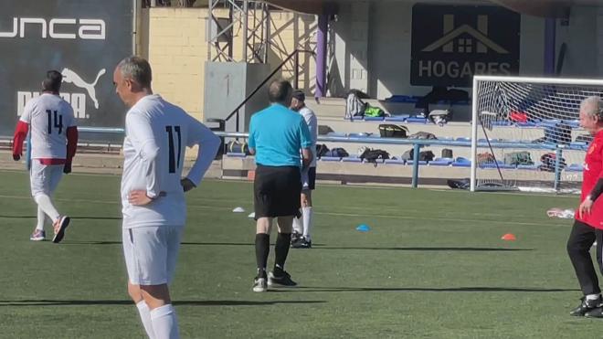 Manuel durante un entrenamiento de walking football (Foto: ELDesmarque)