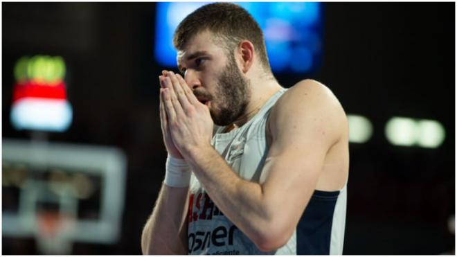 Nikolaos Rogkavopoulos, durante el Monaco-Baskonia (foto: Baskonia twitter).