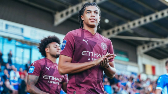 Jahmai Simpson-Pusey, en las inferiores citizens. (Foto: Manchester City)