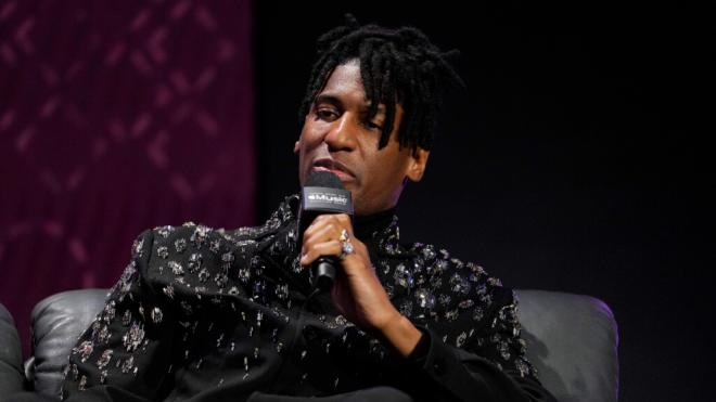 Jon Batiste en la gala de presentación de artistas de la Super Bowl (Cordon Press)