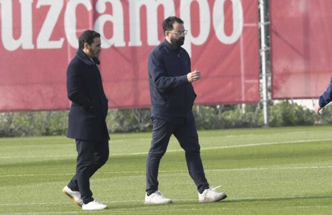 Del Nido Carrasco y Víctor Orta, en el entrenamiento del viernes (Foto: Kiko Hurtado).