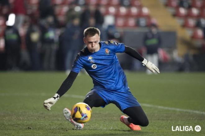 Karl Hein, calentando en Vallecas.