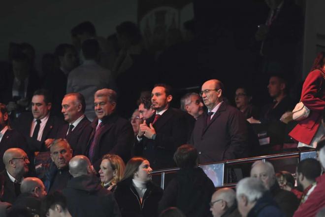 Joan Laporta y Del Nido Carrasco, en el Sevilla-Barcelona (Foto: Kiko Hurtado).