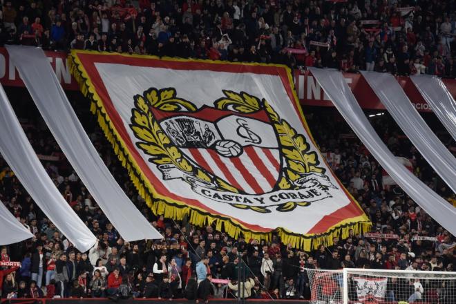 La grada de Gol Norte del Sánchez-Pizjuán, en el Sevilla-Barcelona (Foto: Kiko Hurtado).