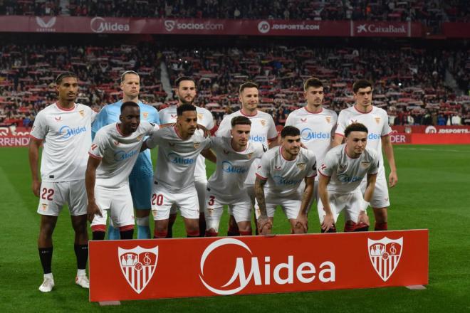 El once del Sevilla ante el FC Barcelona (Foto: Kiko Hurtado).