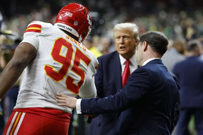 Donald Trump en la LIX Super Bowl (Foto: EFE)