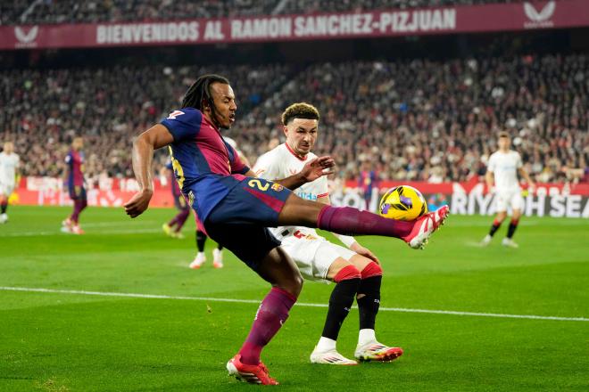 Jules Koundé contra el Sevilla (Cordon Press)