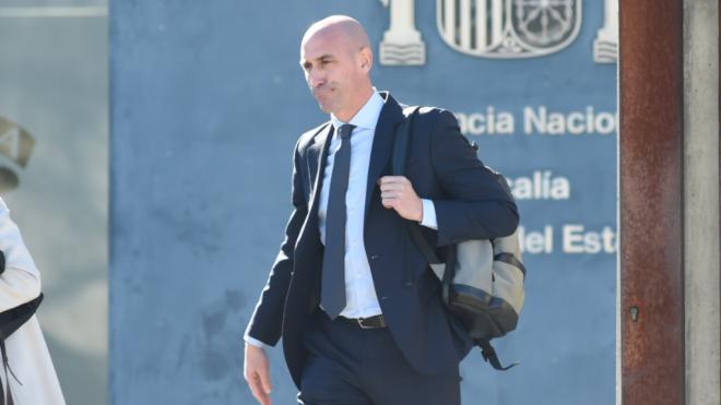 Luis Rubiales saliendo de la Audiencia Nacional (Europa Press)