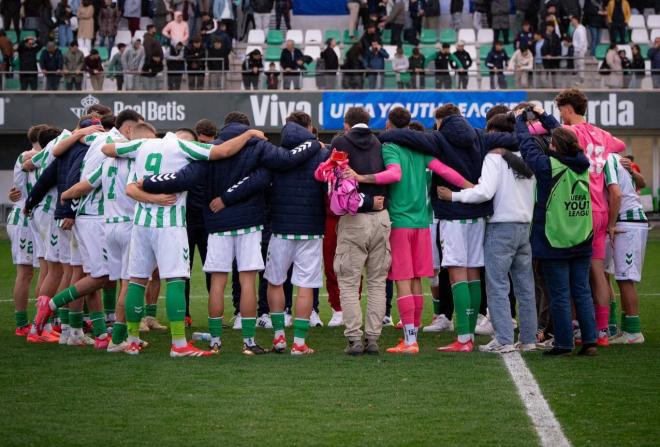 El juvenil del Betis, tras ser eliminado de la UEFA Youth League (Foto: RBB).