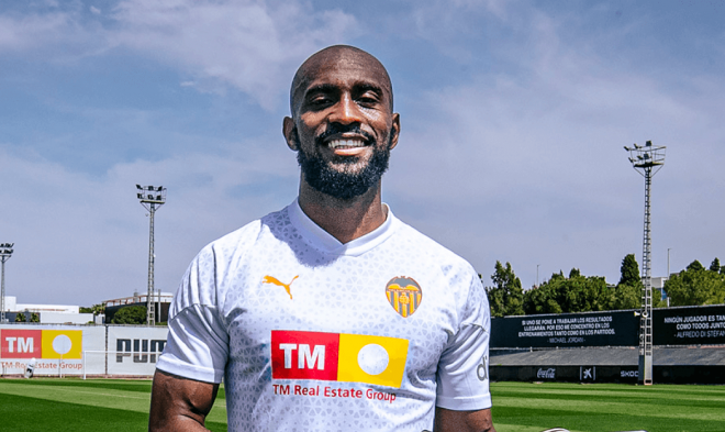 Dimitri Foulquier, en un entrenamiento (Foto: Valencia CF).