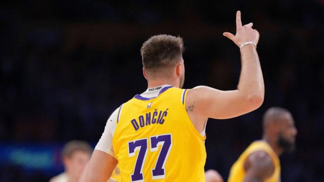 Luka Doncic en su debut con los Lakers (Cordon Press)