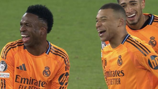 Los jugadores del Real Madrid riéndose del gol de Mbappé (Redes Sociales)