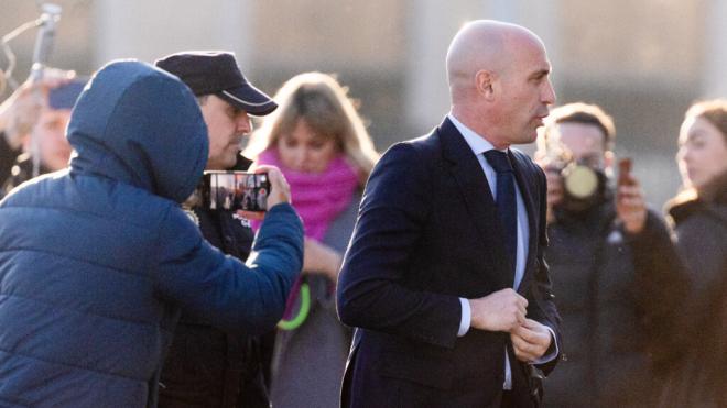 Luis Rubiales llegando a la Audiencia de Nacional el día de su testimonio (Europa Press)