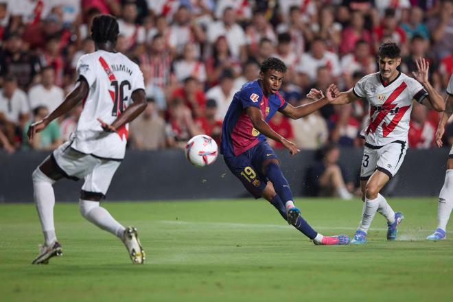 Lamine Yamal en el Rayo Vallecano - FC Barcelona (Cordon Press)