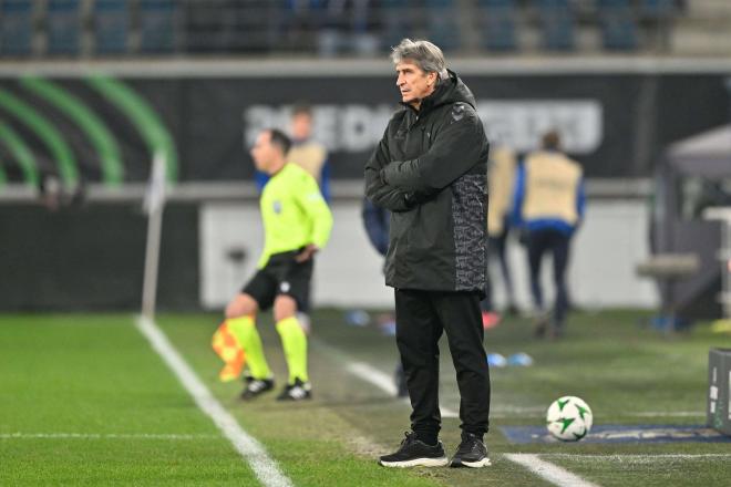 Manuel Pellegrini, ante el Gent (Foto: Cordon Press).