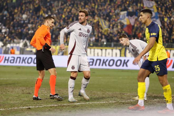 Daniele Rugani, durante el Union Saint-Gilloise-Ajax (Foto: Cordon Press).