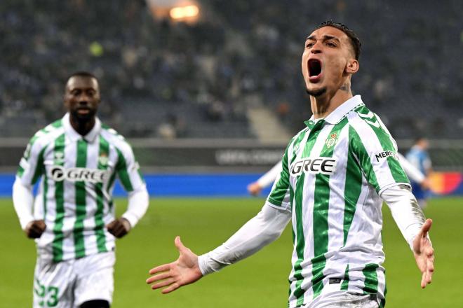 Antony, celebrando su gol ante el Gent (Foto: Cordon Press).