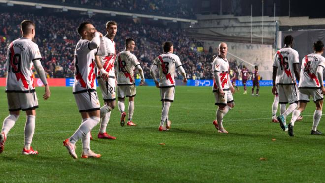 Álvaro García celebrando su gol ante el Valladolid (Cordon Press)