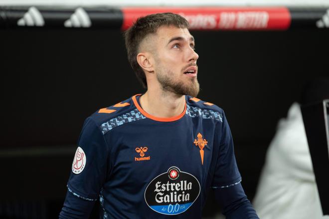 Óscar Mingueza, en el Real Madrid-Celta de Copa (Foto: Cordon Press).