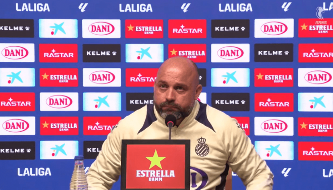 Manolo González, en la rueda de prensa con el Espanyol.