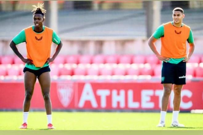 El extremo Nico Williams y el delantero Maroan Sannadi entrenando en Lezama (Foto: Athletic Club).