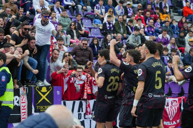 Celebración del tanto de Juanlu ante el Real Valladolid (Foto: Cordon Press).