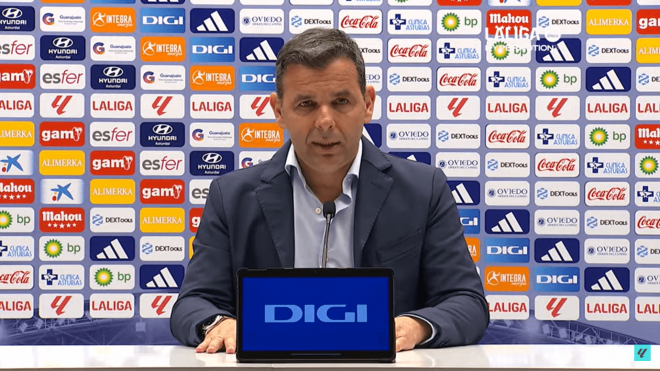 Javi Calleja, en rueda de prensa tras el Real Oviedo-Albacete.