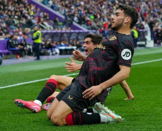 Isaac Romero y Juanlu Sánchez, celebrando un gol ante el Real Valladolid (Foto: Cordon Press).