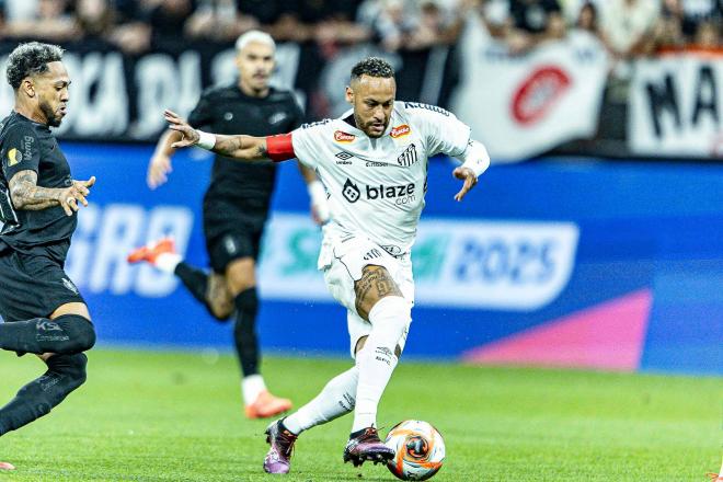 Neymar, en su primer partido con el Santos (Foto: Cordon Press).