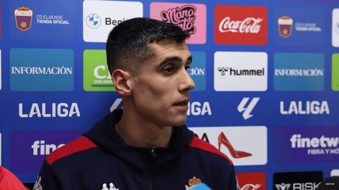 Diego Villares, en zona mixta tras el Eldense-Deportivo.