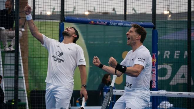 Álex Ruiz y Álex Chozas celebrando la victoria (@alexchozas1)