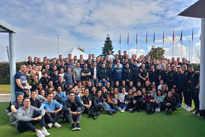 Los árbitros españoles, unidos ante los ataques recibidos (Foto: RFEF).