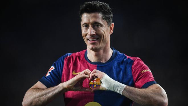 Lewandowski celebra su gol ante el Rayo Vallecano (Cordon Press)