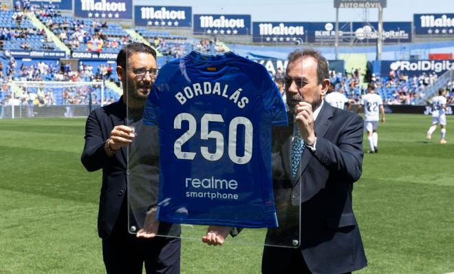 José Bordalás y Ángel Torres, durante un homenaje al técnico (Foto: GCF).