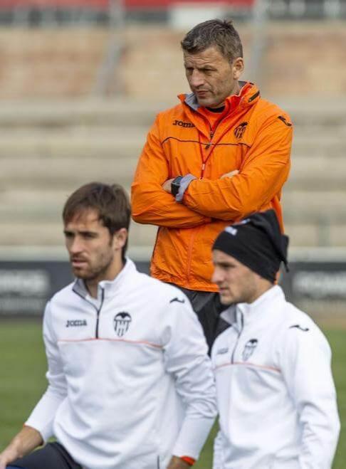 Miroslav Djukic en su etapa en el Valencia CF