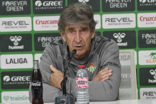 Manuel Pellegrini, en sala de prensa (Foto: Kiko Hurtado)