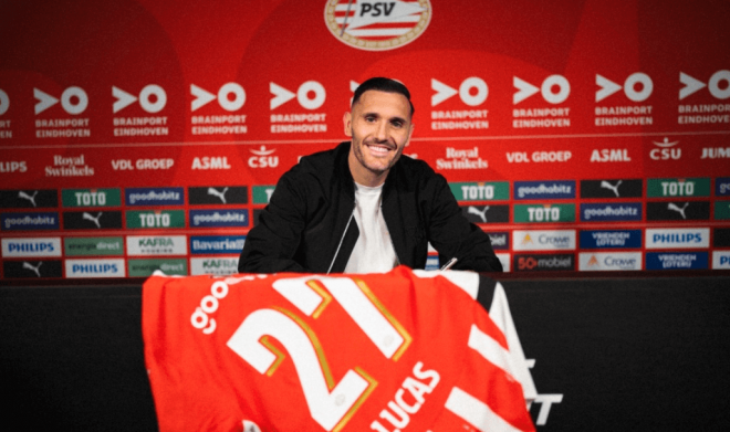 Lucas Pérez, nuevo jugador del PSV (FOTO: PSV).