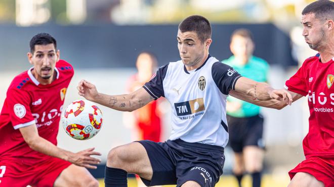 El VCF Mestalla gana en Terrassa