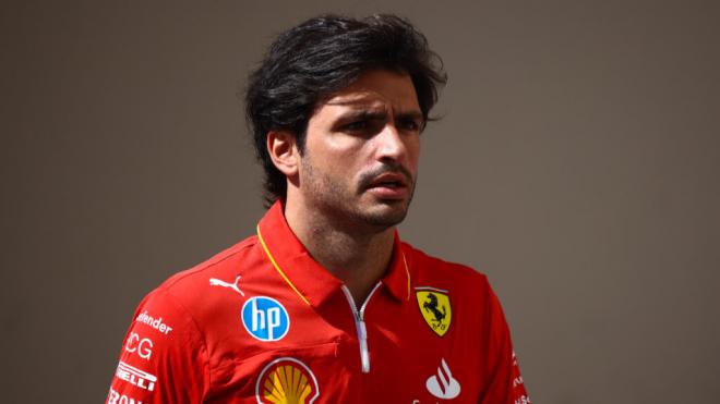 Carlos Sainz en un mono de Ferrari (Europa Press)