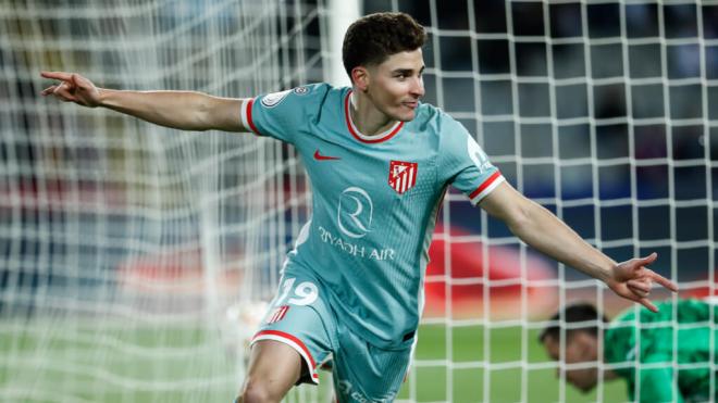 Julián Álvarez celebrando el gol contra el Barcelona (Europa Press)