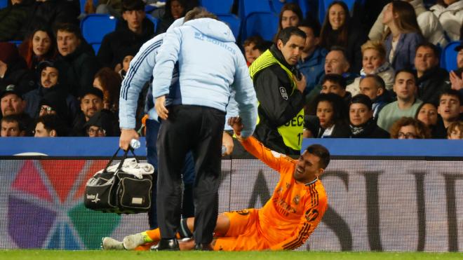 Dani Ceballos, lesionado en el Reale Arena (Foto: EFE)