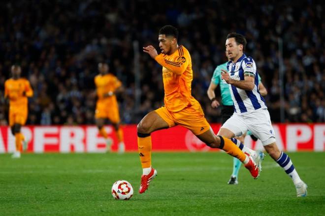 Mikel Oyarzabal ante el Madrid. (Foto: EFE)