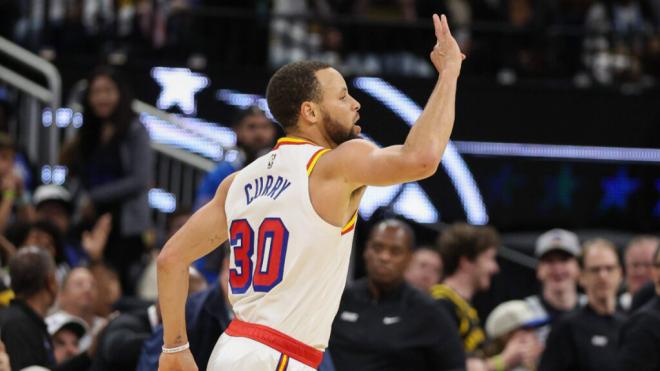 Stephen Curry en un partido con los Golden State Warriors (Cordon Press)