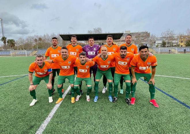 Leyendas del Valencia CF ante Leganés y Hércules. Tino Costa, abajo a la derecha.