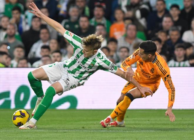 Jesús Rodríguez, ante el Real Madrid (Foto: Kiko Hurtado).