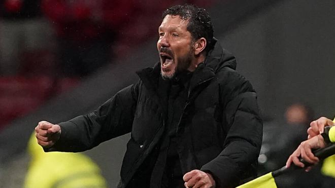 Diego Pablo Simeone durante el partido ante el Athletic (Fuente: Cordon Press)