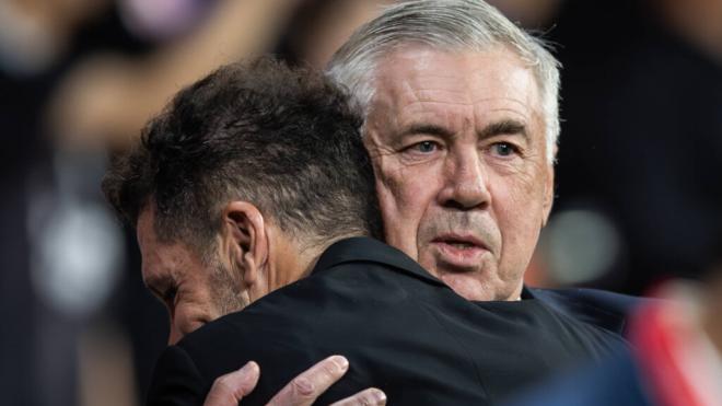 Carlo Ancelotti y Simeone (Fuente: Cordon Press)